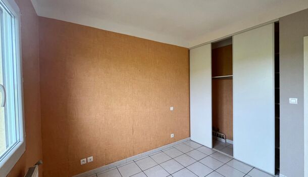 Villa / Maison 4 pièces  à louer Uzein 64230