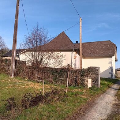 Maison 6 pièces 1120 €