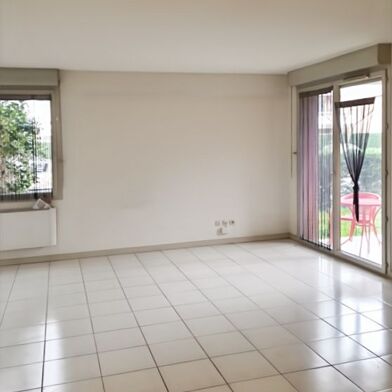 Appartement 3 pièces 758 €