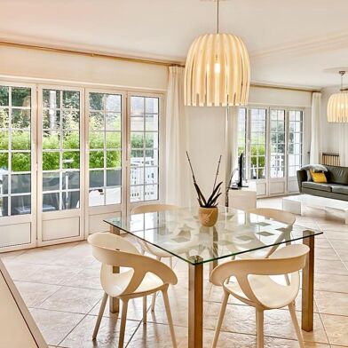 Maison 5 pièces 739000 €