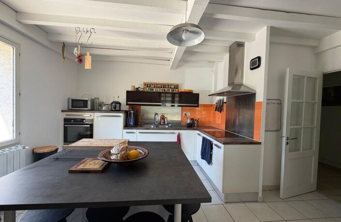 Villa familiale de 170 m² avec dépendance et terrain de 1 852 m² – Morières-lès-Avignon — photo 5