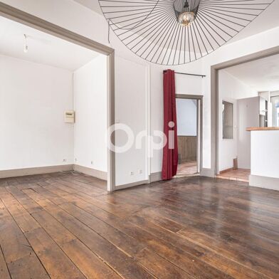 Appartement 4 pièces 149900 €