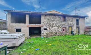 Terrain  776 m² à vendre à Lussat (63360)