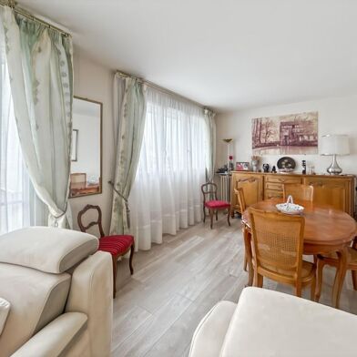 Appartement 3 pièces 118800 €