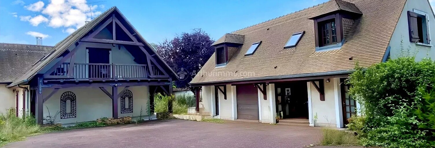 Maison 11 Pièces 253 m² à vendre à Cély (77930)