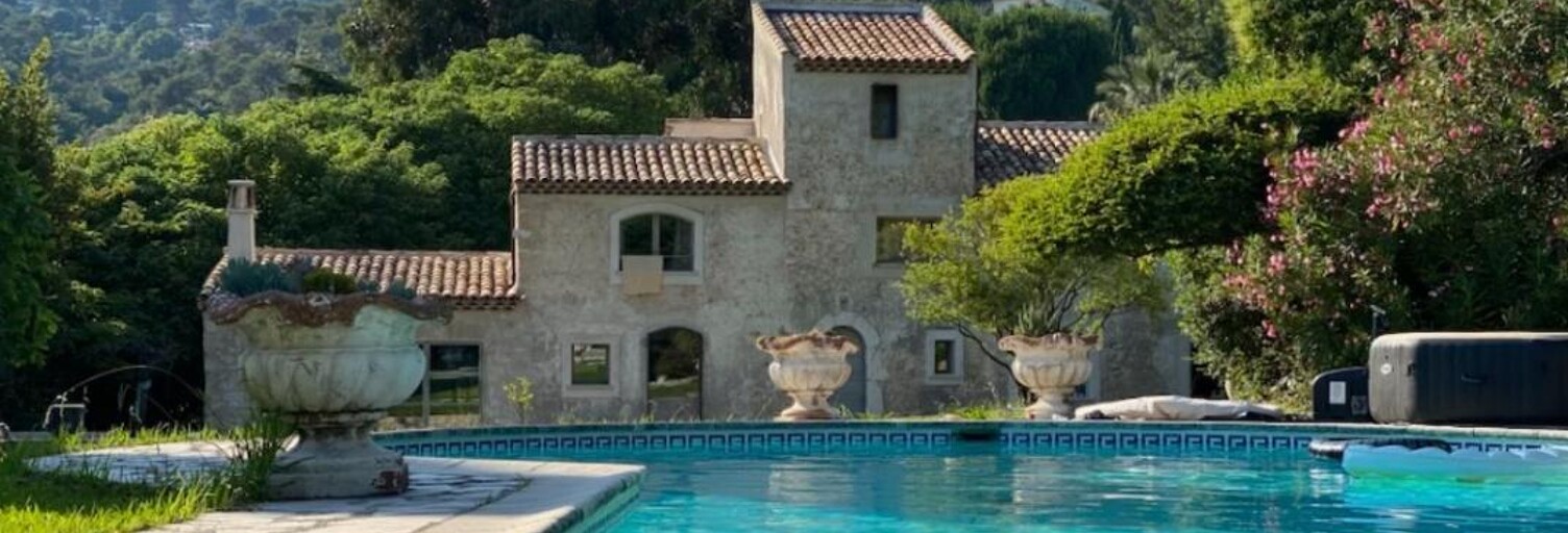 Maison 7 Pièces 300 m² à vendre à Saint-Paul-de-Vence (06570)