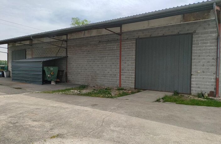 BATIMENT ARTISANAL 450 m² Vayres — photo 3