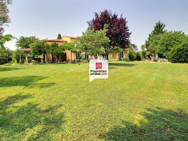 Maison 5 chambres 230 m² avec piscine à Saint Chaptes — photo du bien