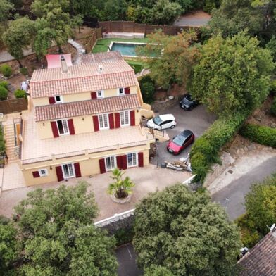 Maison 8 pièces 619500 €