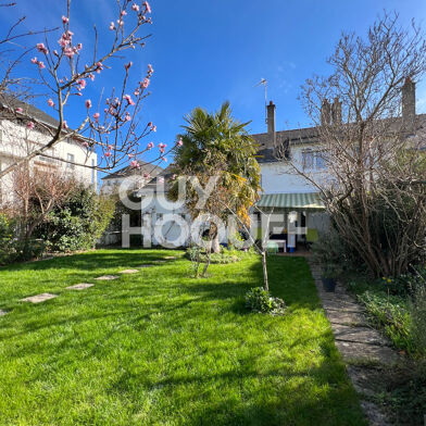 Maison 4 pièces 1300 €