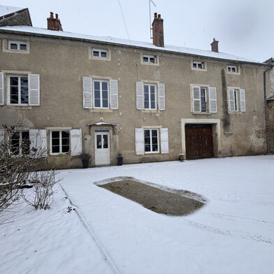 Maison 10 pièces 160500 €