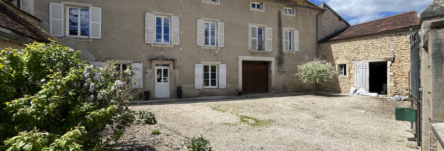 Maison 10 Pièces 300 m² à vendre à Belan-sur-Ource (21570)