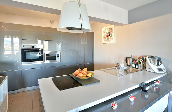 VASTE APPARTEMENT  L'ORÉE DE LA GARDE — photo 4