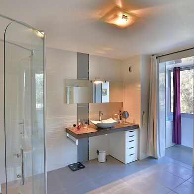 Appartement 4 pièces 339200 €