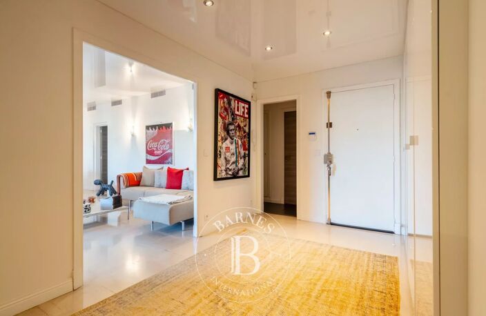 VENTE - MARSEILLE - 13008 - BAGATELLE -  APPARTEMENT DE TYPE 3 - — photo 4