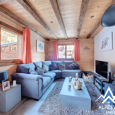 Maison 5 pièces 740000 €