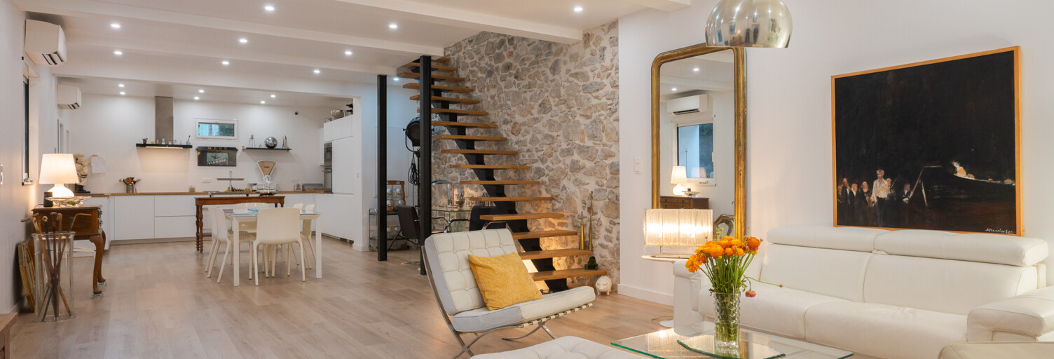 Maison 5 Pièces 221 m² à vendre à Hyères (83400)