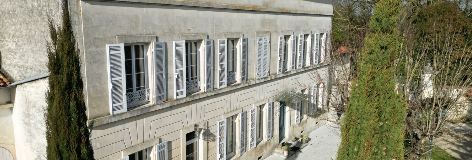 Maison 15 Pièces 445 m² à vendre à Saint-Jean-d'Angély (17400)