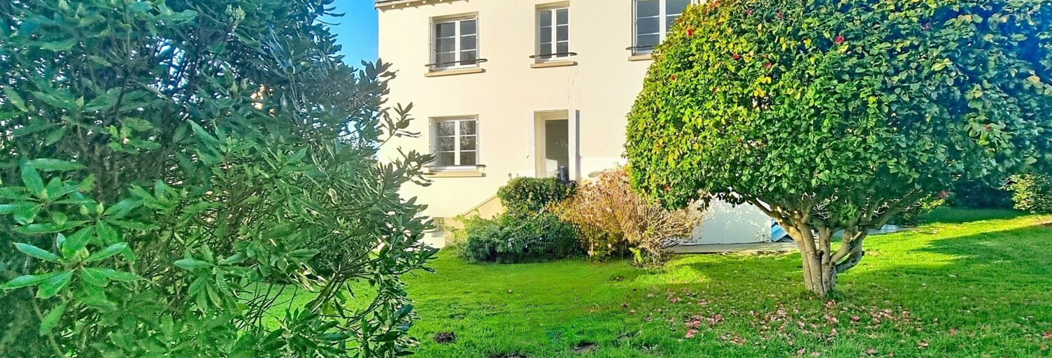 Maison 9 Pièces 139 m² à vendre à Plogastel-Saint-Germain (29710)