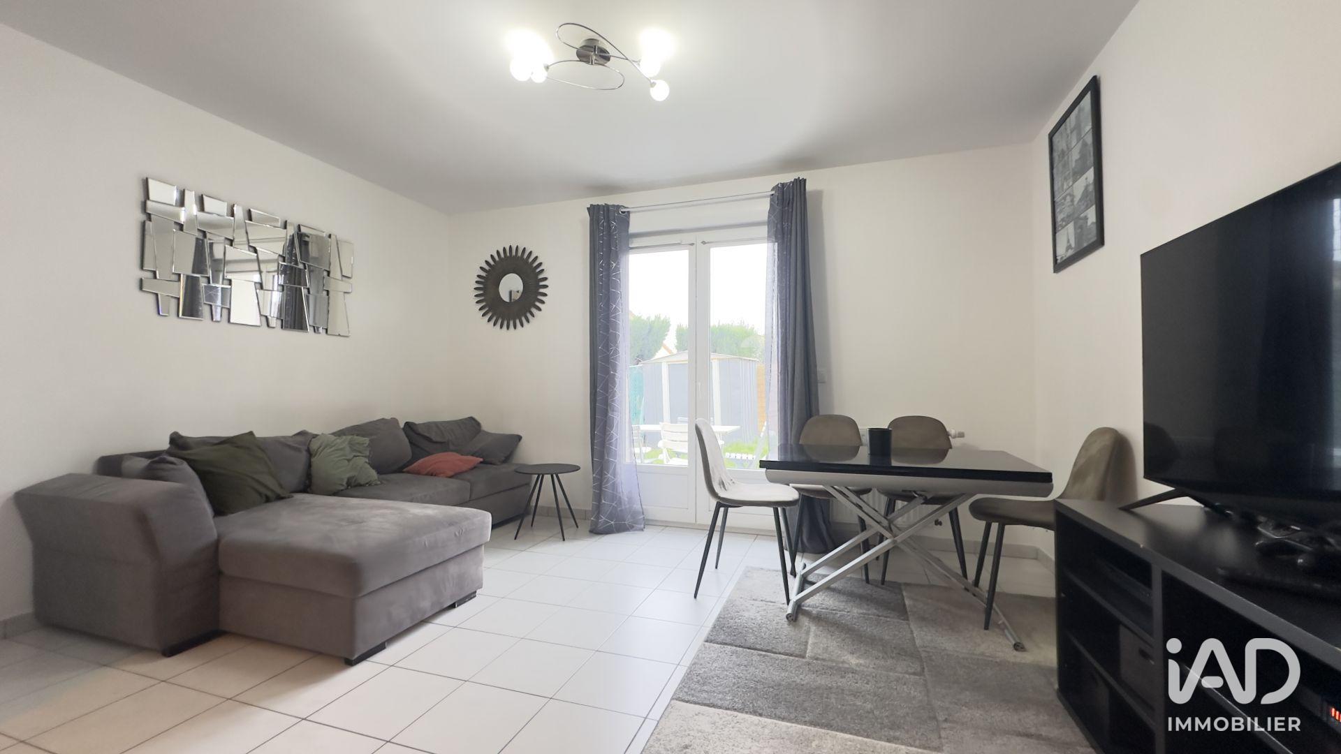 Coignieres - 74m² - 4p. - 3ch.