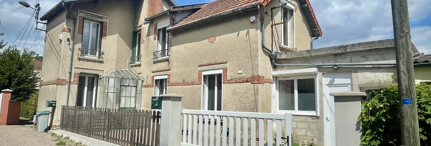 Immeuble  106 m² à vendre à Sainte-Savine (10300)