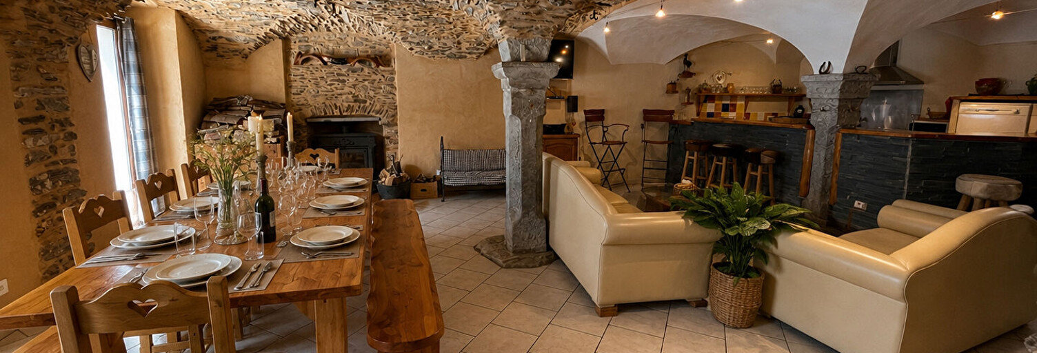 Maison 10 Pièces 356 m² à vendre à Saint-Véran (05350)