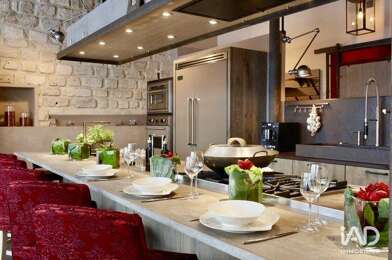 Commerce  140000 €