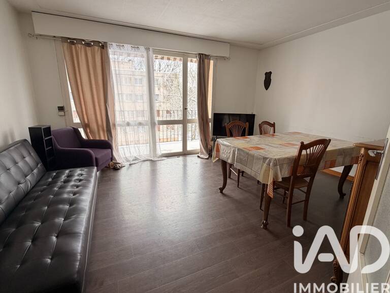Location Appartement 4 pièces — photo 1