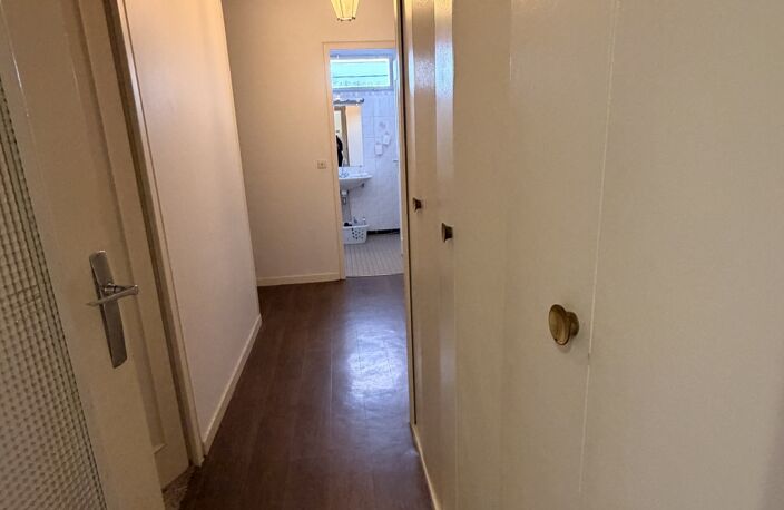 Location Appartement 4 pièces — photo 5