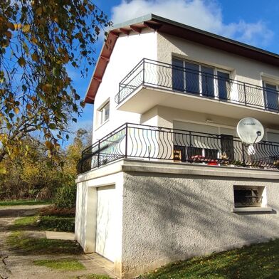 Appartement 5 pièces 220000 €