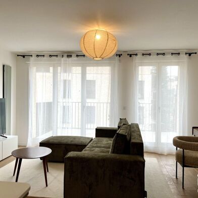 Appartement 2 pièces 1290 €