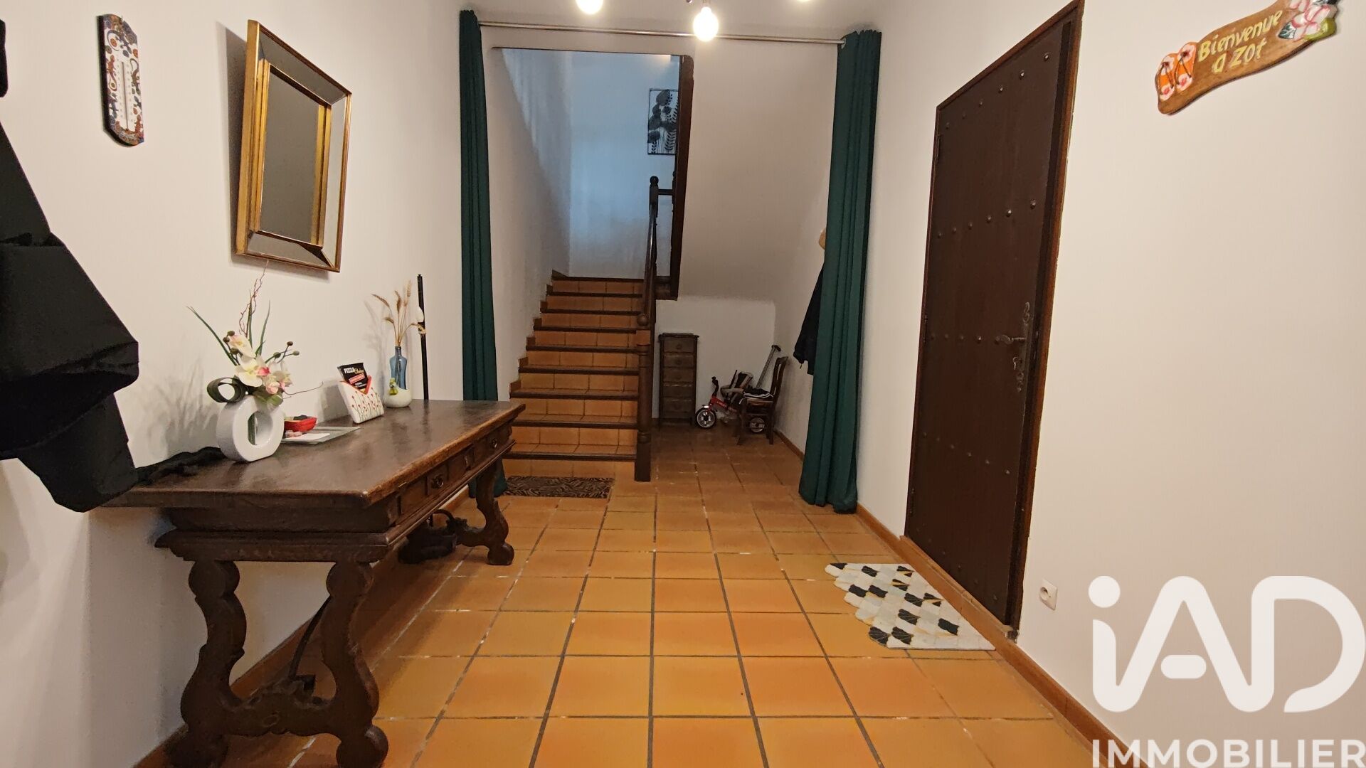 Vente Immeuble 257 m² - Photo 2
