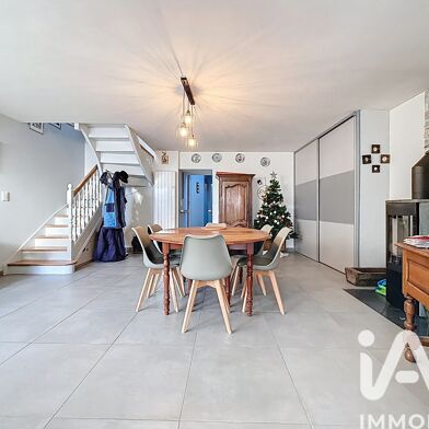 Maison 7 pièces 270500 €