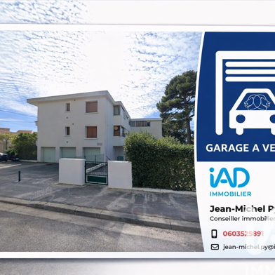 Garage  32000 €