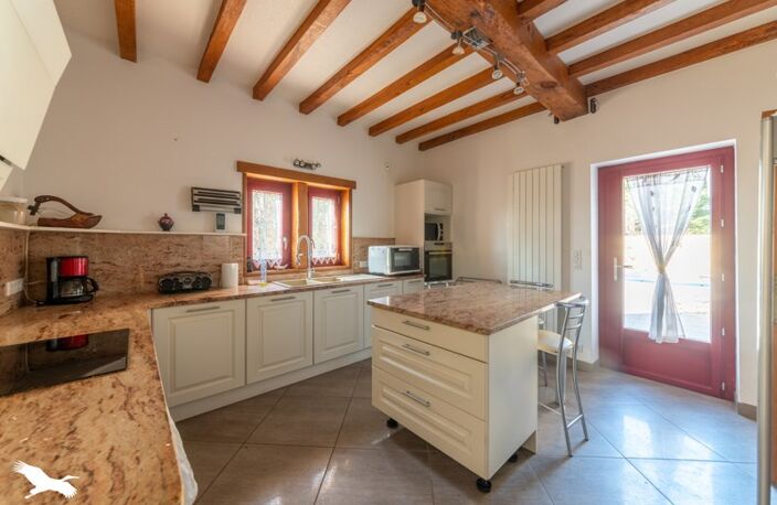 Maison en pierre de 11 pièces principales — photo 5