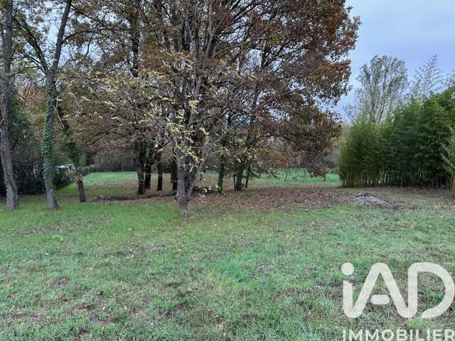 Vente Terrain à bâtir 811 m&sup2; — photo du bien