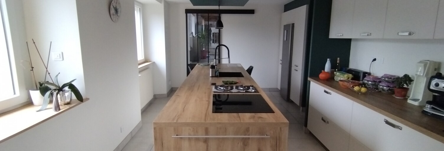 Maison 8 Pièces 210 m² à vendre à Plouguenast-Langast (22150)