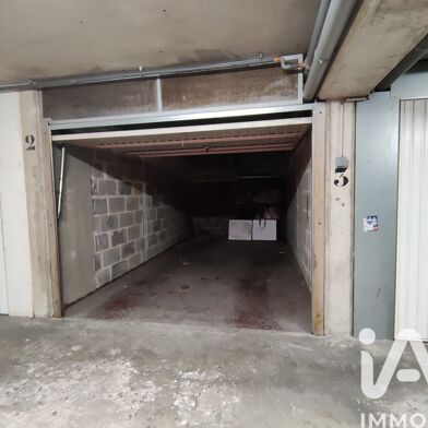 Garage  22300 €