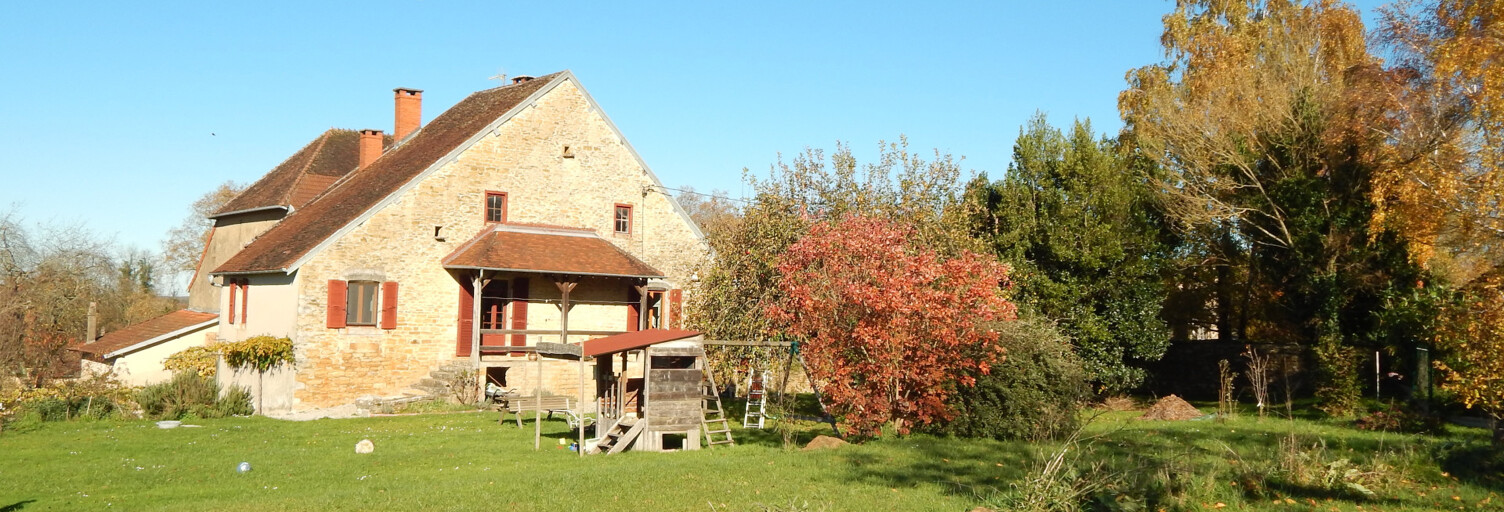 Maison 8 Pièces 197 m² à vendre à Poligny (39800)