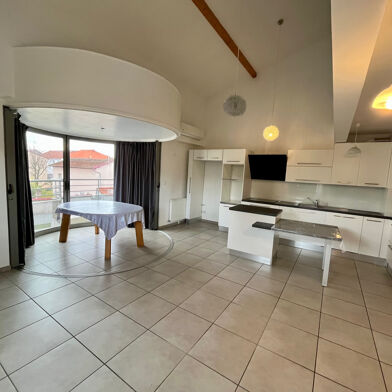 Appartement 4 pièces 1460 €