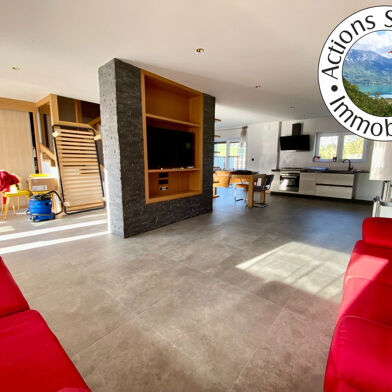 Maison 4 pièces 1445 €