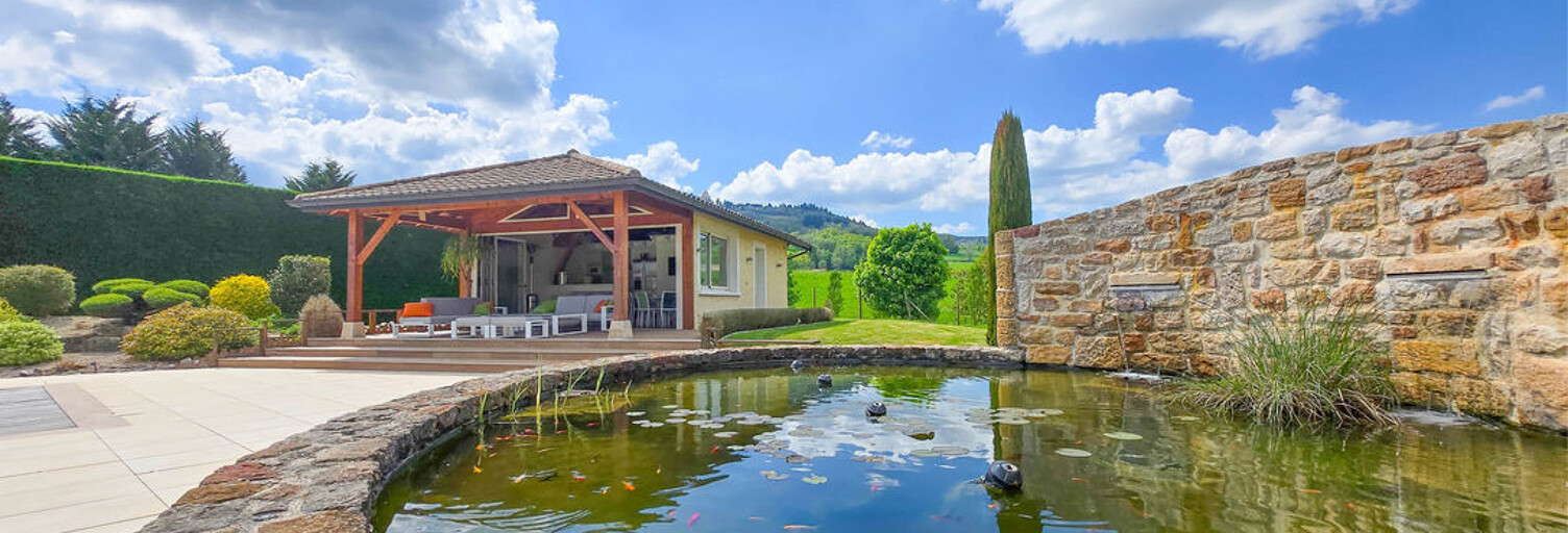 Maison 8 Pièces 250 m² à vendre à Saint-Didier-sur-Beaujeu (69430)