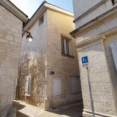 Immeuble  365000 €