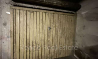 Garage   m² à louer à Nice (06200)