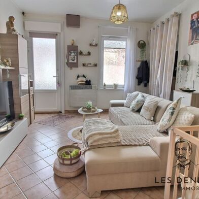 Maison 8 pièces 80000 €