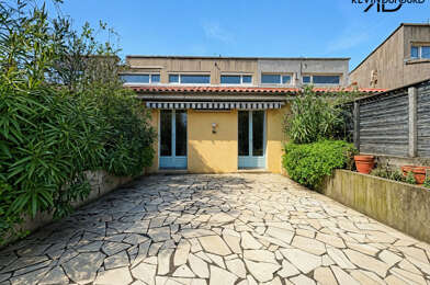 Maison 6 pièces 150000 €