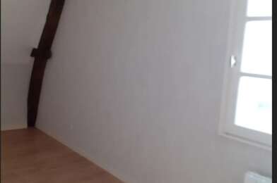 Appartement 4 pièces 648 €