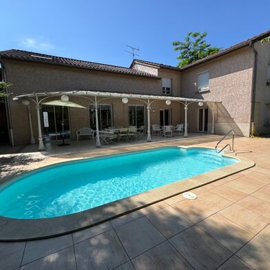 Maison 8 pièces 540000 €