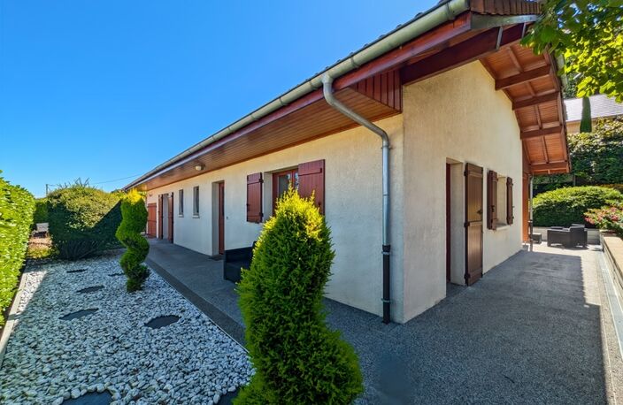 Dpt Haute Savoie (74), à vendre PUBLIER maison familiale au calme de 160 m2 entièrement clôturée — photo 3