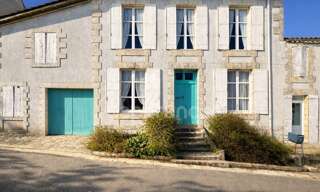 Maison 12 Pièces 302 m² à vendre à Chevanceaux (17210)